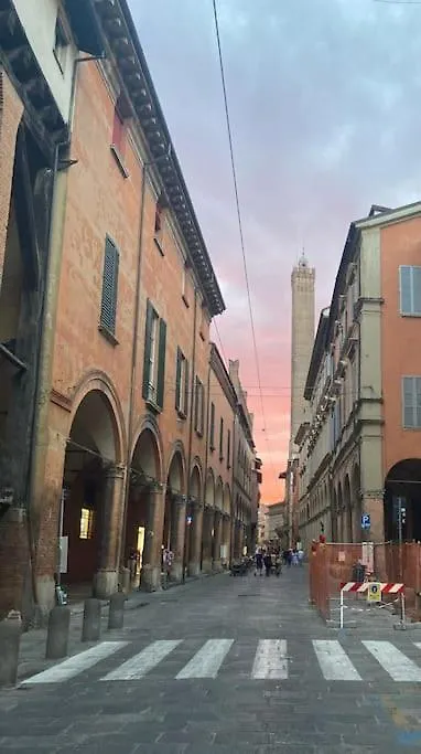 Portico Dei Servi Central Historical Apartment Bologna